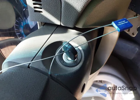 2010 Ford Fusion Se z USA, uszkodzony, nr VIN 3FAHP0HA1AR295211